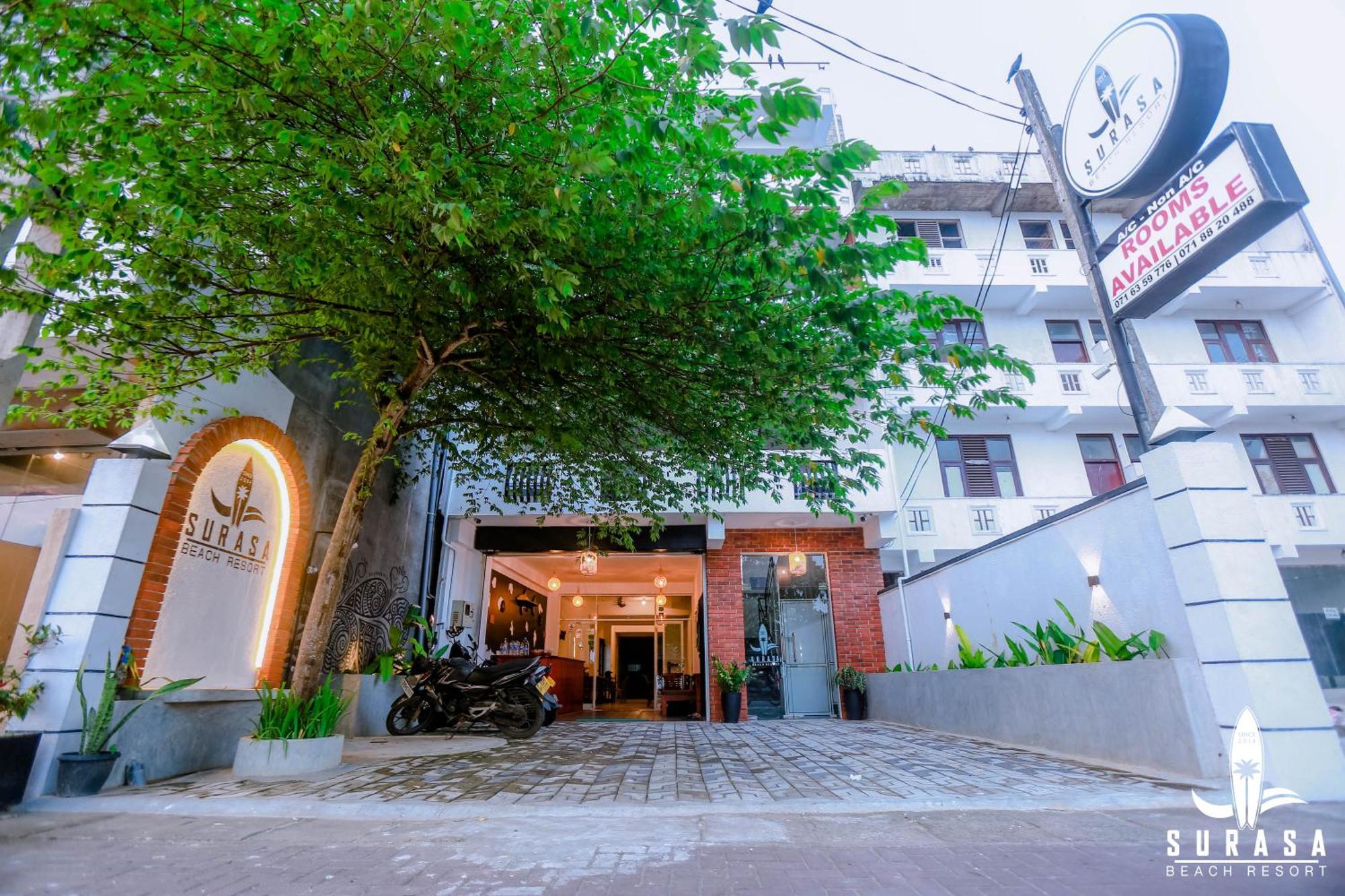 Surasa Beach Resort Weligama Exterior foto