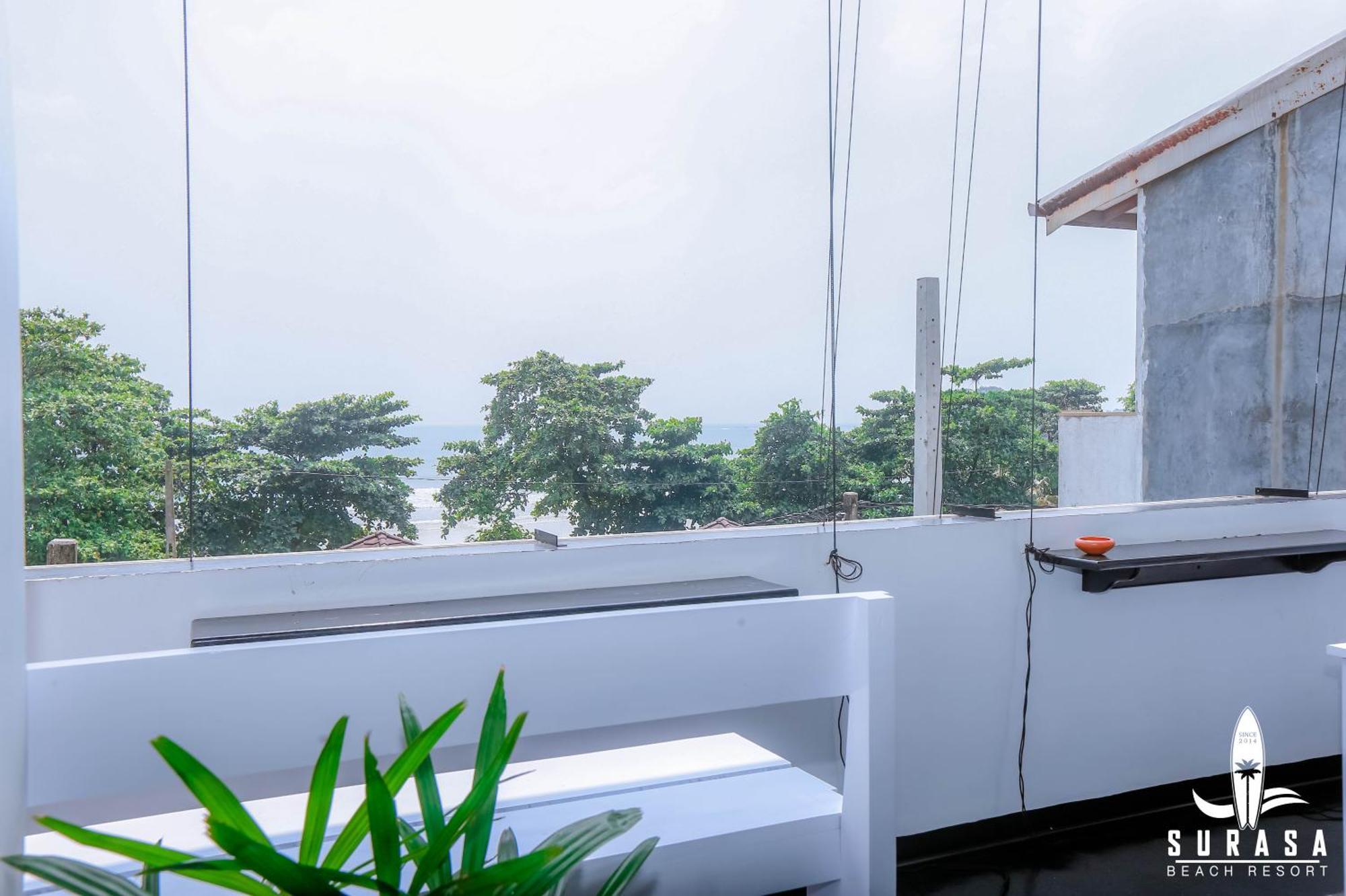 Surasa Beach Resort Weligama Exterior foto
