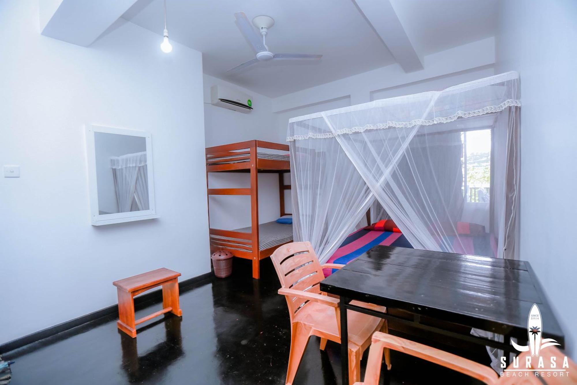 Surasa Beach Resort Weligama Exterior foto
